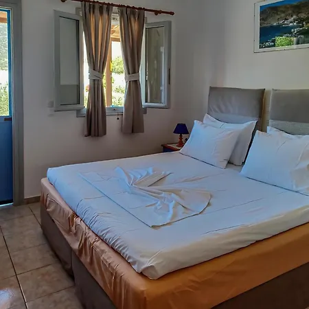 Katerina Mparou * أبولونيا