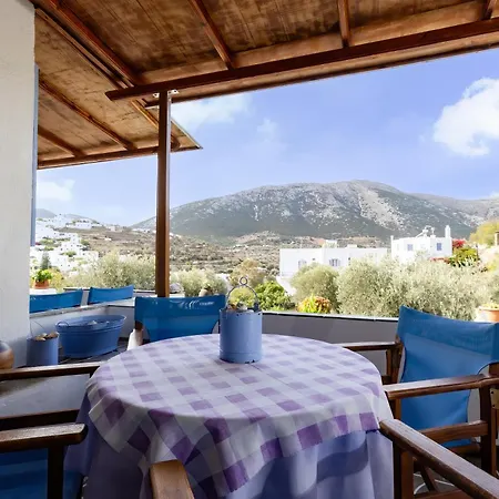 Katerina Mparou * Apollonia (Sifnos)